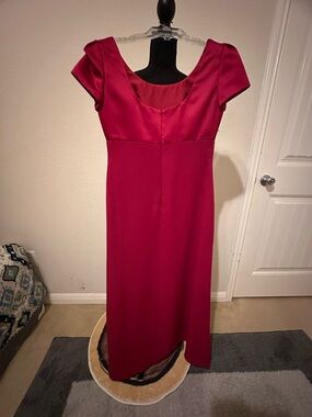 MICHAELANGELO Size 8 Satin Formal Empire Waist Beaded Chiffon Overlay Dress. Red